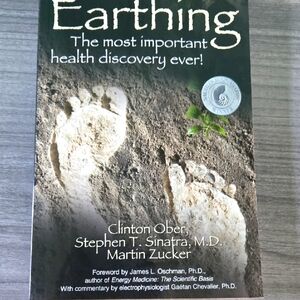 Earthing Grounding Healing Yourself Comes W Free Movie Pass Soft Cover Book